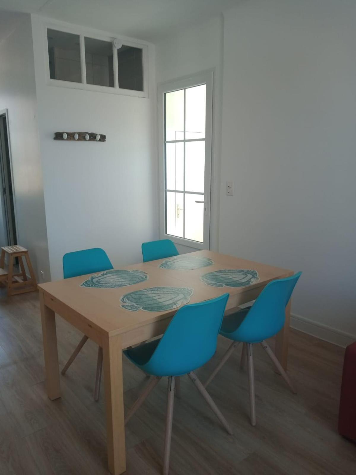 Le Pouliguen Tout A Pied - Grand Appart Lumineux - Menage Et Linge Non Compris Room photo